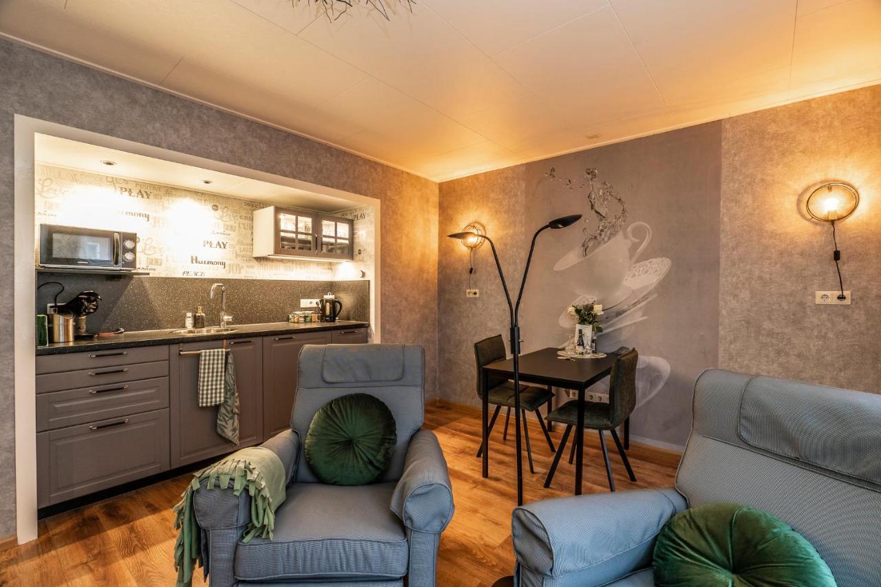 B&B Poort Van Westerwolde Prive Appartement Met Terras Op Zuiden Alteveer Exterior foto