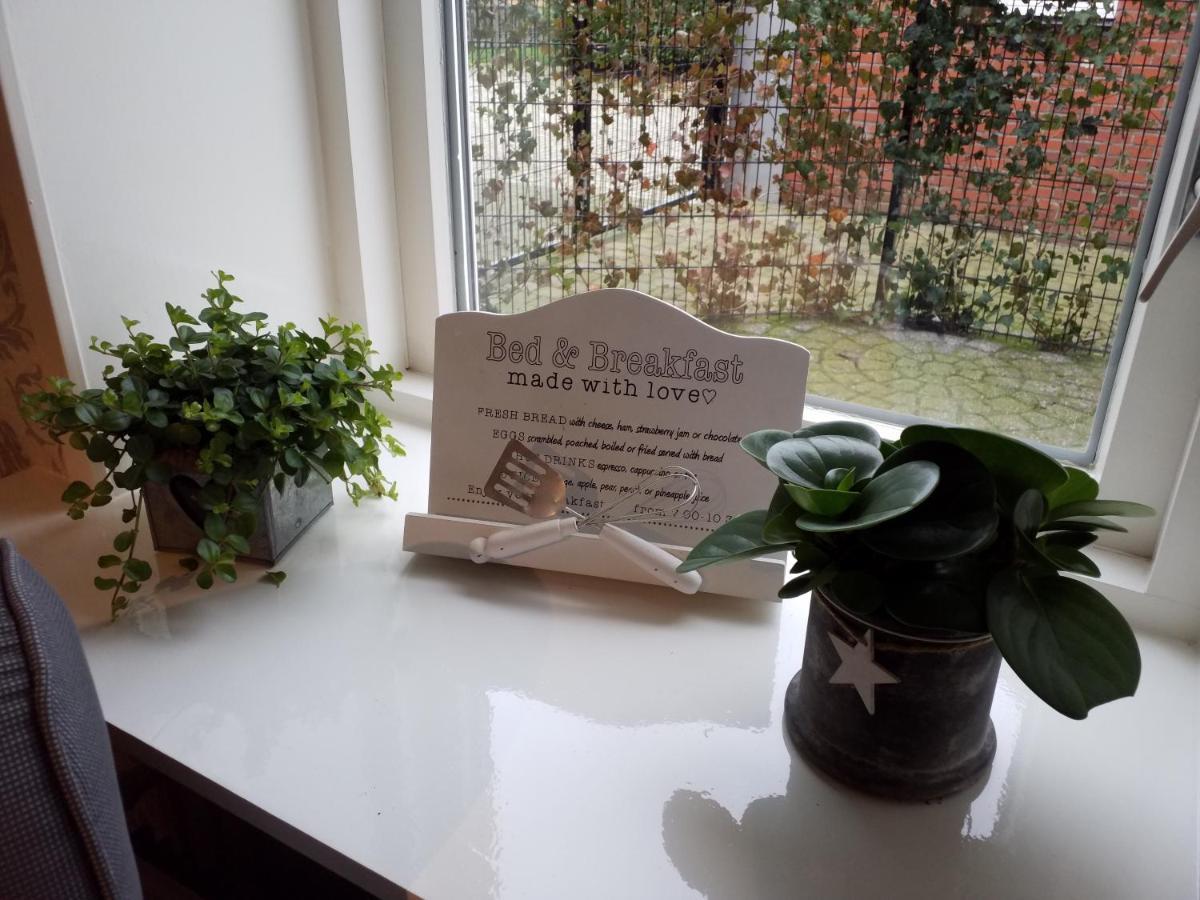 B&B Poort Van Westerwolde Prive Appartement Met Terras Op Zuiden Alteveer Exterior foto